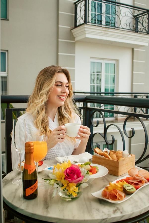סיודד דל אסטה Bisinii Boutique Hotel מראה חיצוני תמונה
