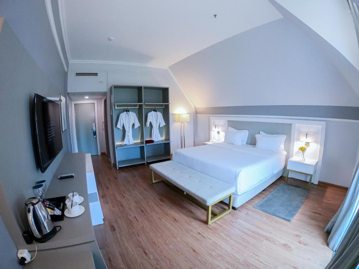 סיודד דל אסטה Bisinii Boutique Hotel מראה חיצוני תמונה